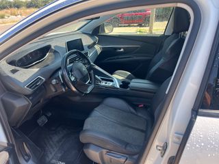 Peugeot 3008 2019 ALLURE GRIP CONTROL AUTOMATIC-thumb-9