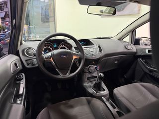 Ford Fiesta 2015-thumb-10