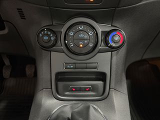 Ford Fiesta 2015-thumb-17