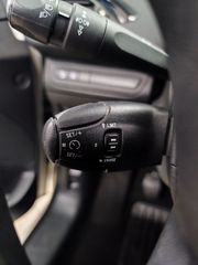Peugeot 208 2015 1.0 PURETECH ACTIVE-thumb-11