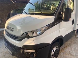 Παγωτατζίδικο Iveco 2017 ΔΙΠΛΟ ΤΡΟΧΟ ΜΕ ΕΡΑΣΙΤΕΧΝΙΚΟ ΔΙΠΛΩΜΑ ΧΩΡΙΣ ΤΑΧΟΓΡΑΦΟ-thumb-1