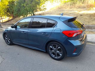 Ford Focus 2019 ST LINE-thumb-5