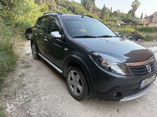Dacia Sandero 2013-thumb-1