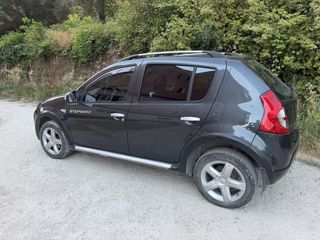 Dacia Sandero 2013-thumb-2