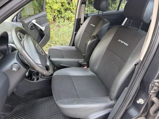 Dacia Sandero 2013-thumb-4