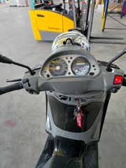 Piaggio Beverly 500 2004-thumb-7