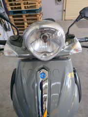 Piaggio Beverly 500 2004-thumb-8