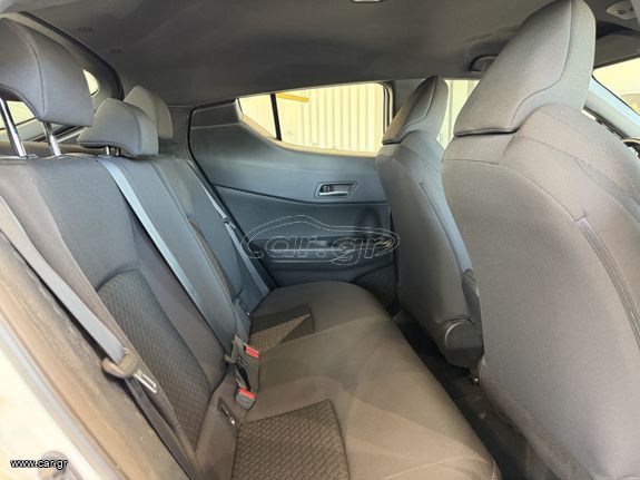 Toyota C-HR 2021 1.8 HYBRID BUSINESS EDITION