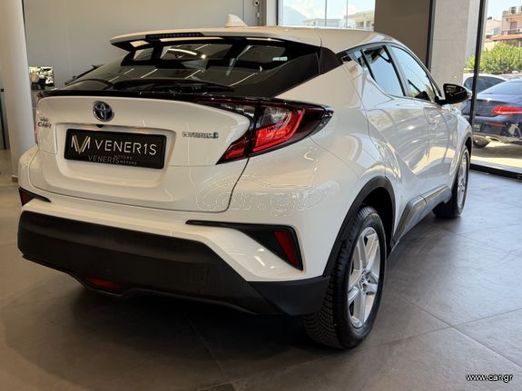 Toyota C-HR 2021 1.8 HYBRID BUSINESS EDITION