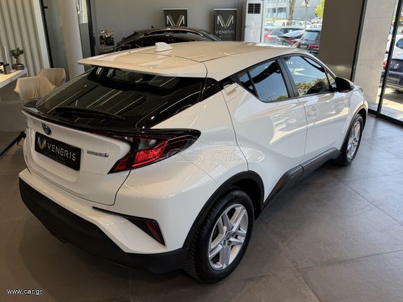 Toyota C-HR 2021 1.8 HYBRID BUSINESS EDITION