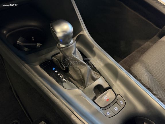 Toyota C-HR 2021 1.8 HYBRID BUSINESS EDITION