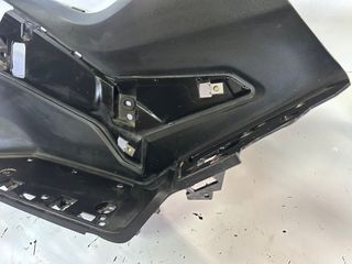 Πόδια δεξιά Yamaha tmax530-thumb-1