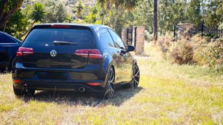 Volkswagen Golf 2015 look gti-thumb-5