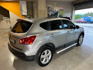 Nissan Qashqai 2009-thumb-3