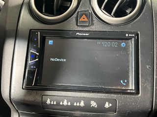 Nissan Qashqai 2009-thumb-14