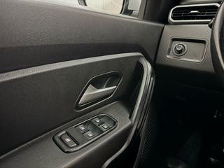 Dacia Duster 2023 **RESERVE**1.5 DCI 4X4 EXPRESSION-thumb-24