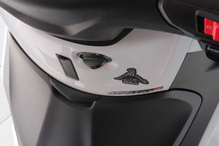 Piaggio Beverly 400 2025 BEVERLY 400 HPE-thumb-18