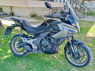 CFmoto 700 MT 2023-thumb-1