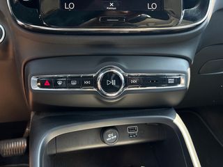 Volvo XC40 2021 1.5 T5 RECHARGE PLUG IN HYBRID INSCRIPΤION-X 262Hp 0 TK-thumb-17