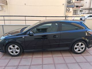 Opel Astra 2006 GTC-thumb-9