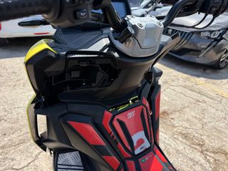 Aprilia SR GT 200 2024-thumb-12