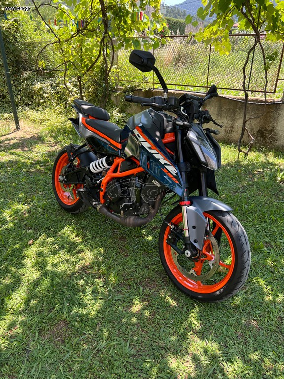 KTM 390 Duke 2024