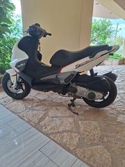 Gilera Runner 125 ST 2010-thumb-3