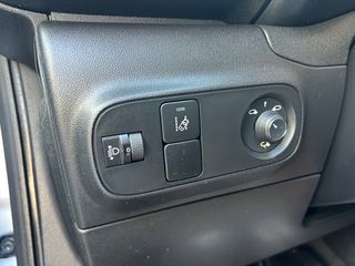 Citroen C3 2018 1.2 PureTech Feel Navi 82Hp Euro6-thumb-19