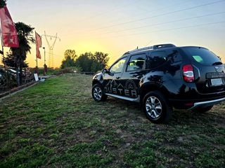 Dacia Duster 2015 PRESTIGE FULL EXTRA-thumb-2