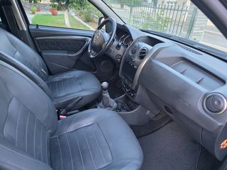 Dacia Duster 2015 PRESTIGE FULL EXTRA-thumb-19