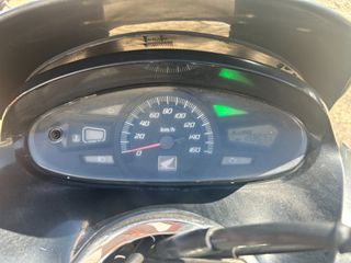 Honda PCX 125 2010-thumb-8