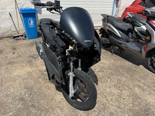 Honda PCX 125 2010-thumb-4
