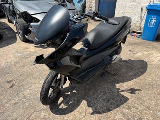 Honda PCX 125 2010-thumb-7
