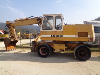 Εκσκαφέας Με Λάστιχα Liebherr 1987 912
