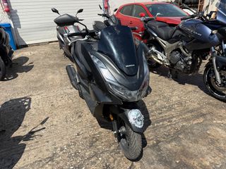 Honda PCX 125 2024-thumb-2