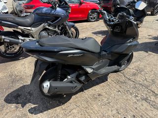 Honda PCX 125 2024-thumb-6