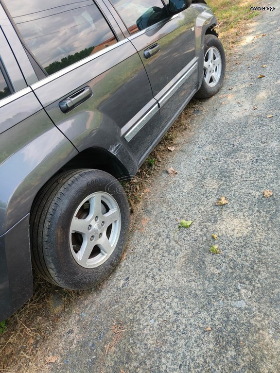 245/65R17 111H XL Goodyear EfficientGrip 2 SUV DOT 0225