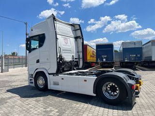 Scania 2017 S-520 EURO-6-thumb-8