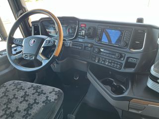Scania 2017 S-520 EURO-6-thumb-33