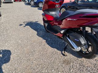 Honda PCX 125 2023-thumb-4