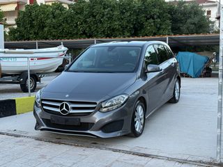 Mercedes-Benz B 180 2014 PROGRESSIVE-thumb-4