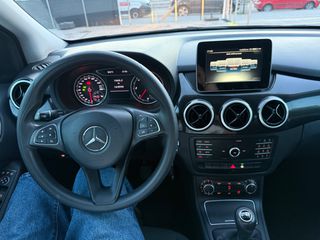 Mercedes-Benz B 180 2014 PROGRESSIVE-thumb-22