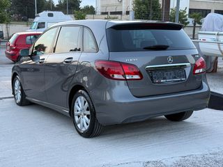 Mercedes-Benz B 180 2014 PROGRESSIVE-thumb-27