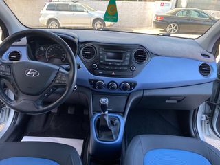 Hyundai i 10 2014 FIFA WORLD CUP EDITION-thumb-15