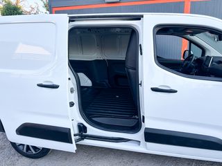 Κλούβα Opel 2021 COMBO,XL, Ελληνικό, Οθόνη Carplay, Βιβλίο,2 Ετη Εγγύηση-thumb-14