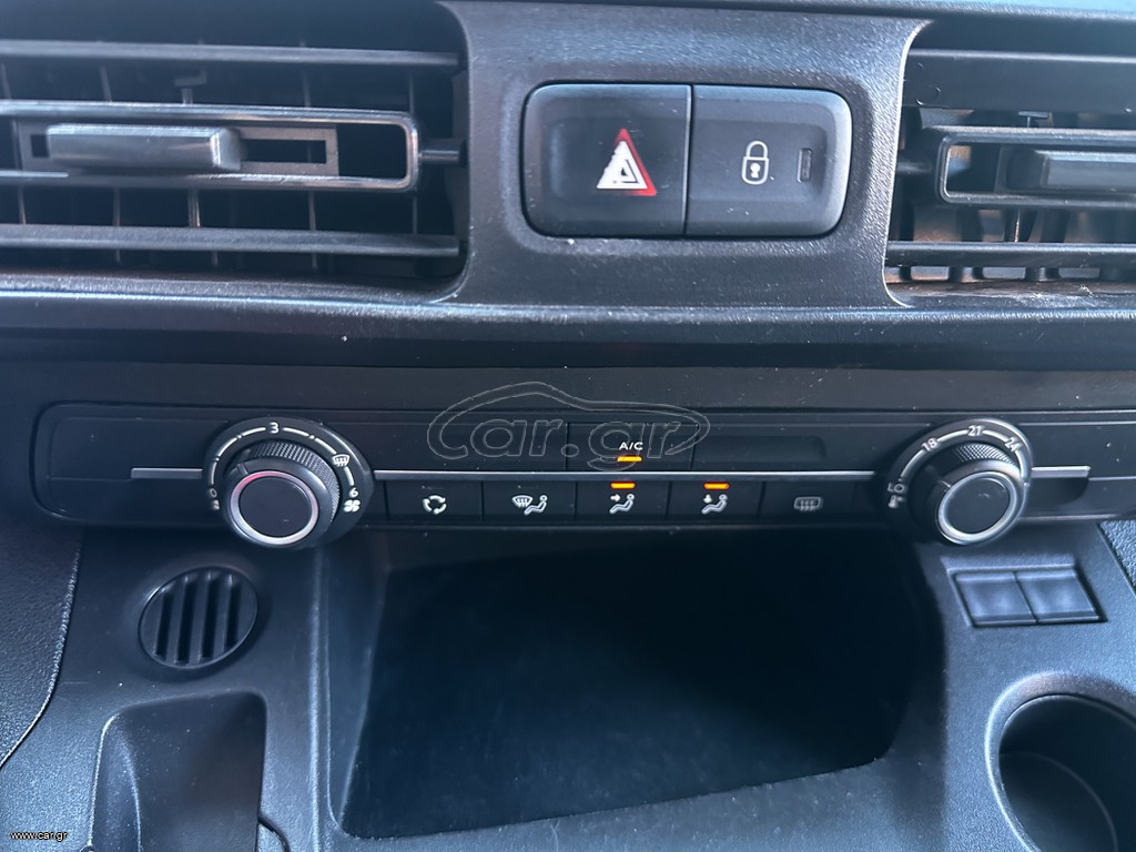 Opel COMBO thumbnail 26