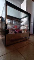 Επιτραπέζια θερμαινόμενη βιτρίνα