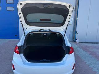 Ford Fiesta 2019 1.1 Ti-VCT Trend Van-thumb-11