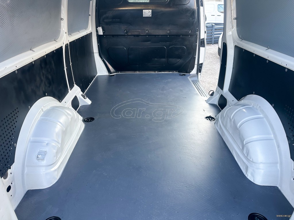 Volkswagen Transporter thumbnail 18