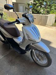 Piaggio Beverly 300 2016-thumb-1